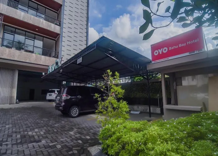 OYO 90312 Bahu Bay Hotel Manado