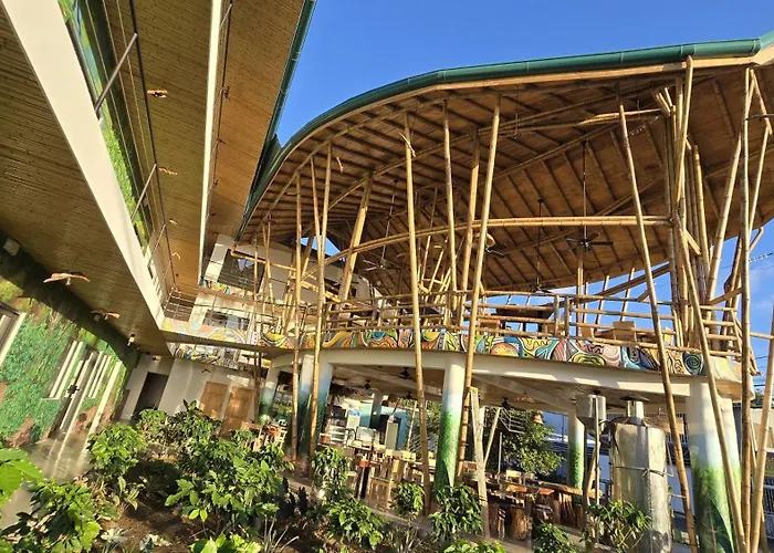 Bonding Coffee Roaster Cafe & Hotel Quepos