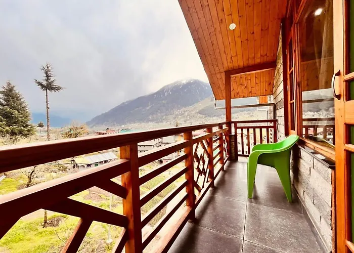 The Rohtang Chalet Manali 