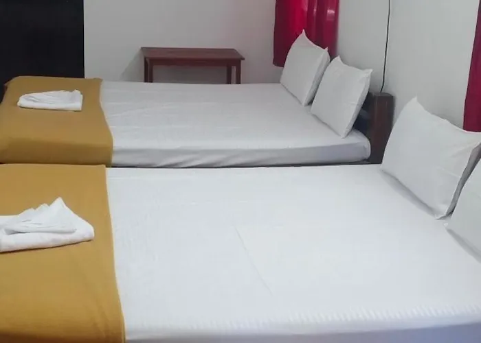 Black Heaven Beach Guest House Baga