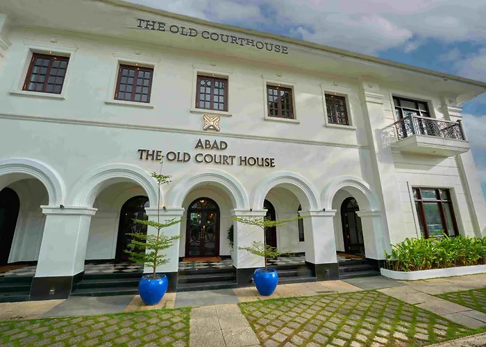 The Old Court House By Abad Hotel Kochi