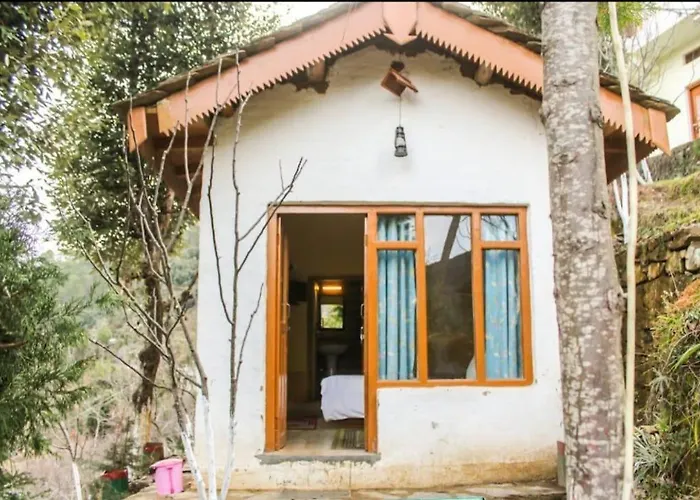 Apple Garden Cottages And Restaurant Dhanaulti