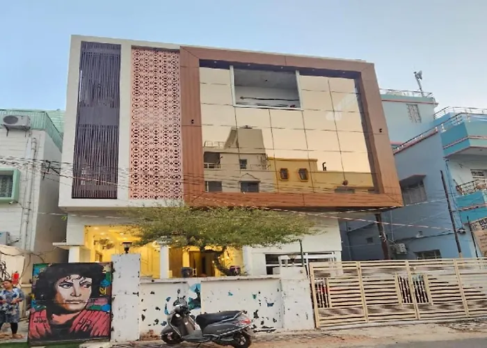 Triveni International Hotel Varanasi