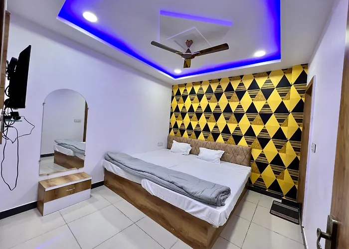 Hotel Chaudhary Palace Ujjain
