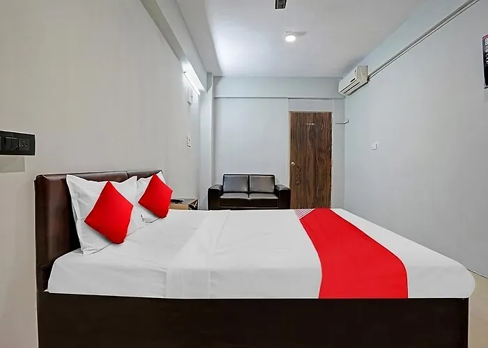Hotel Welcome, Vip Road Vesu Surat