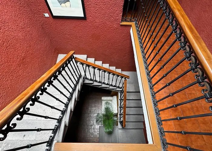 Portico Hotel & Galeria Morelia
