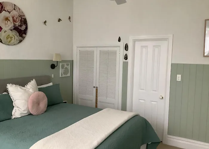 Chelsea House Bed & Breakfast Whangarei