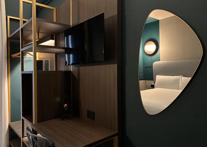 Av Hotel Milano