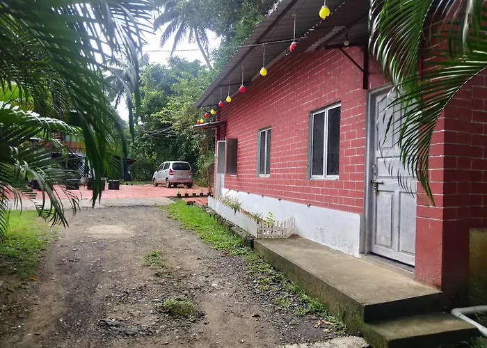 The Leisure Home Stay Shadipur