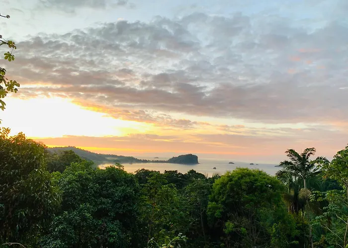 Casa Amable - Manuel Antonio Hotel Quepos