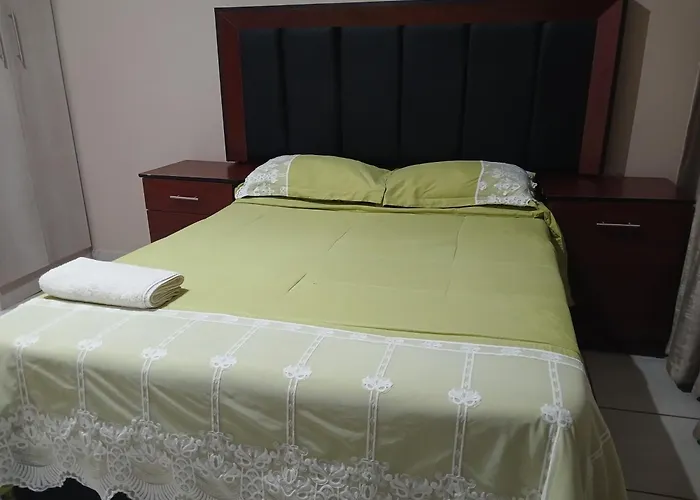 Goldenside Guest House Rustenburg