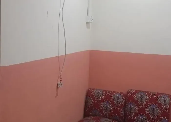 New Pak Royal Hotel Lahore