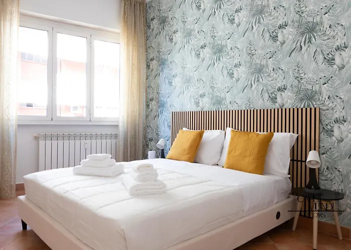 Caput Mundi Rooms - 100Mt To Metro A, Terrace, A-C, 15 Min To Center Rome