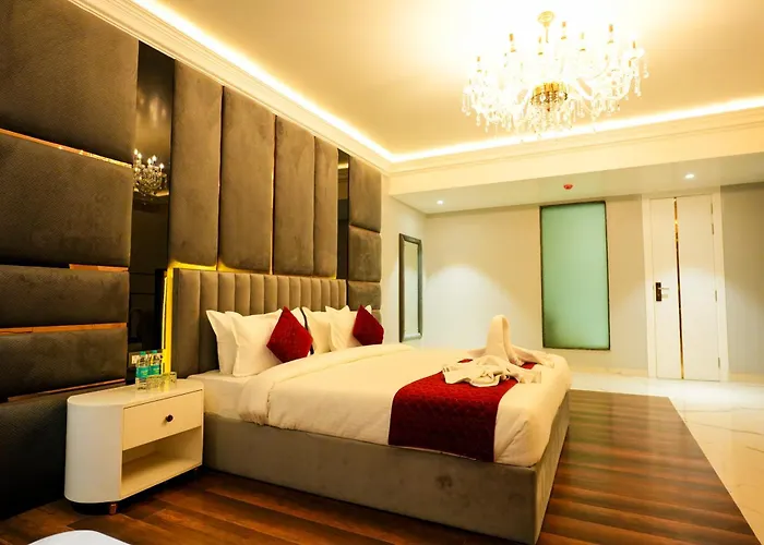 Hotel Adsan Heights Gajraula