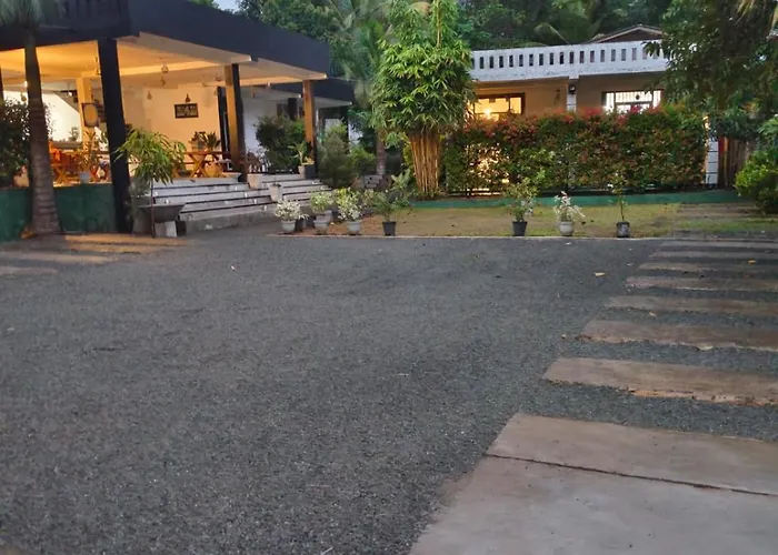 Queen'S Place Unawatuna