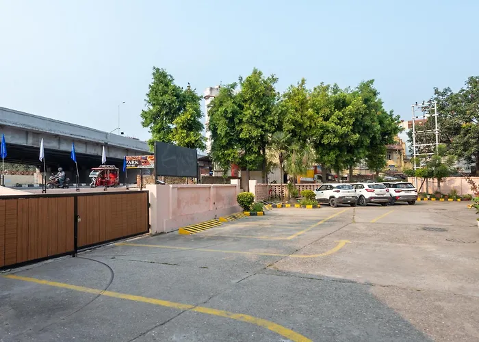 Hotel Park Prime By Applewood Haridwar