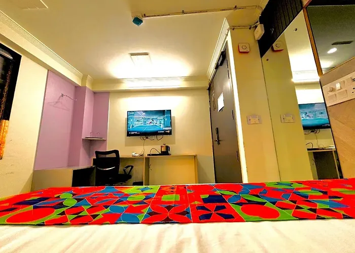 Collection I Hotel Nr Yashobhoomi New Delhi