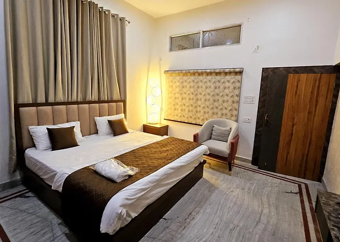 Vraj Apartment Vrindavan