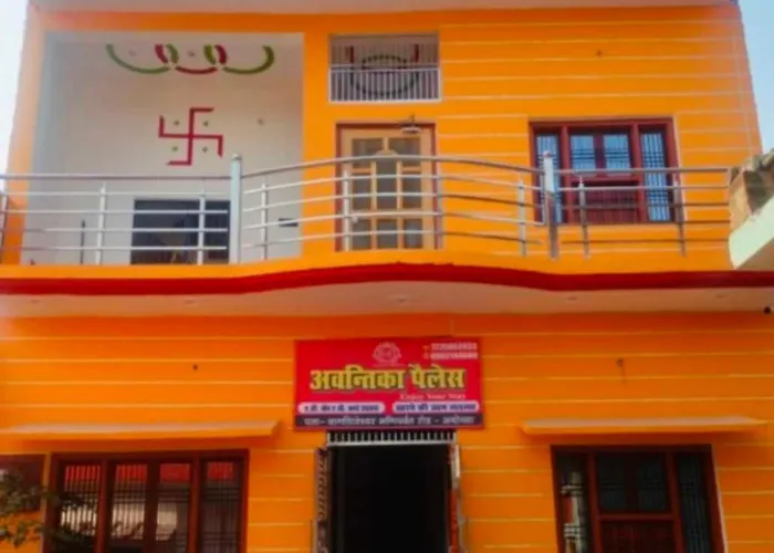 Hotel O By Oyo Avantika Palace Ayodhya