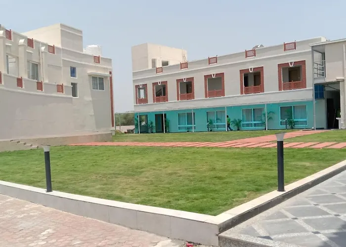 Hotel Brindavan Inn Shamirpet