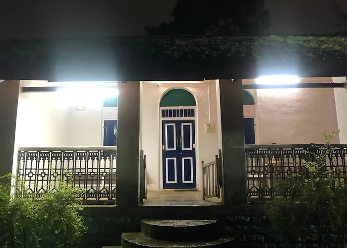 The Imperial Heritage II 2 Minutes From Station And Market II Deluxe Ac Rooms II Lonavala