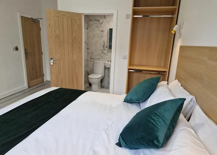 Crown House Hotel Oxford