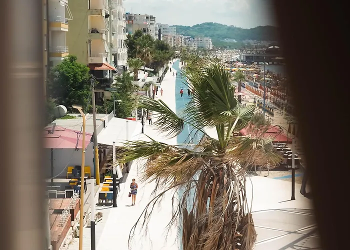 Marina Rooms Durres