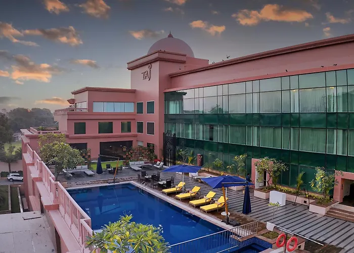 Taj Agra Hotel