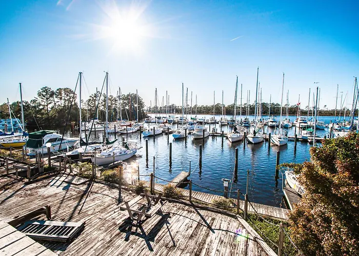 Waterwood Townhouses New Bern