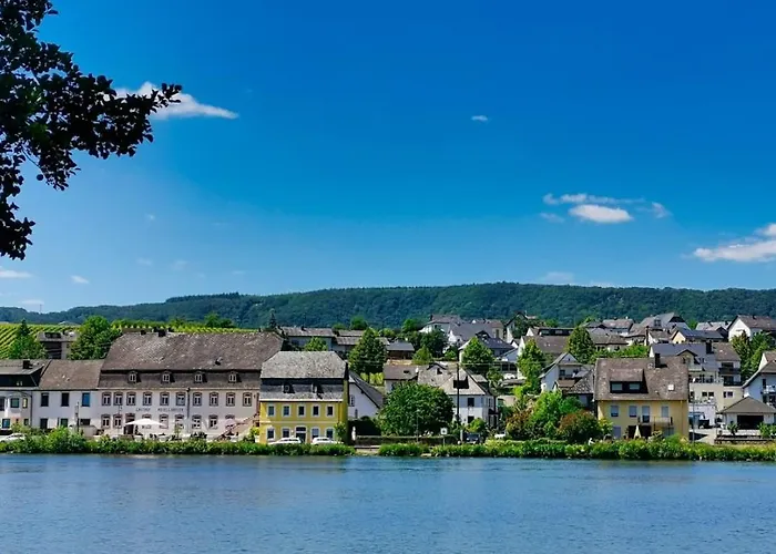 Hotel- Weingut- Moselloreley Piesport