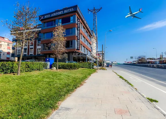 Med Airport Hotel Arnavutkoy