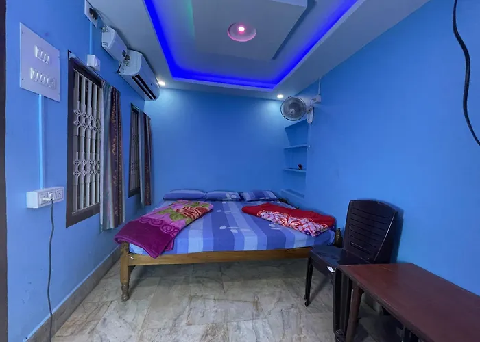 Hotel Radha Krishna Puri