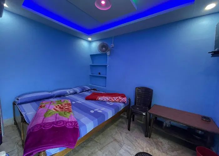 Hotel Radha Krishna Puri