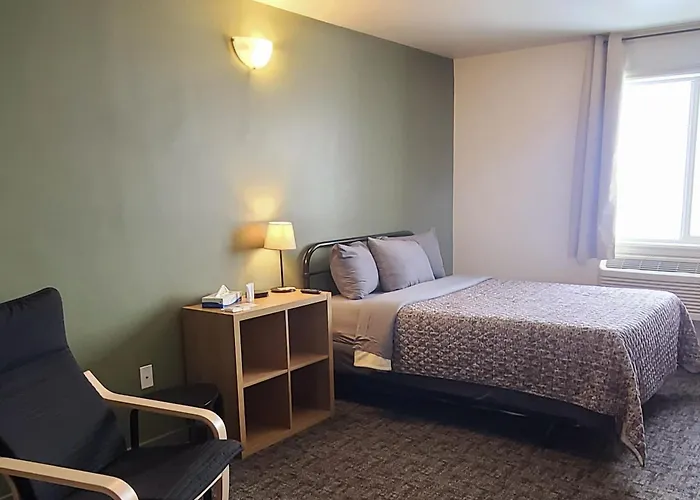 Workstay Lodging - Yarbo, Sk - Near Esterhazy & Mosaic K1, K2, & K3
