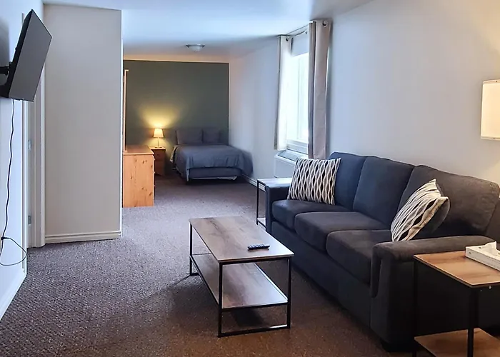 Workstay Lodging - Yarbo, Sk - Near Esterhazy & Mosaic K1, K2, & K3