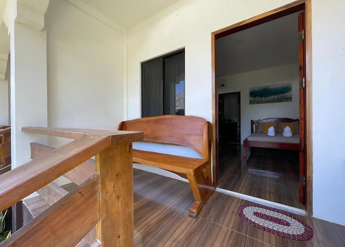 Queen Deluxe Room Fuego Island Guest House By Fuego Island Private Resorts San Juan 