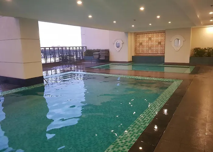 Admiral Baysuites Manila