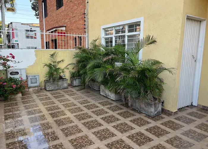 Hostal El Cedro Cali