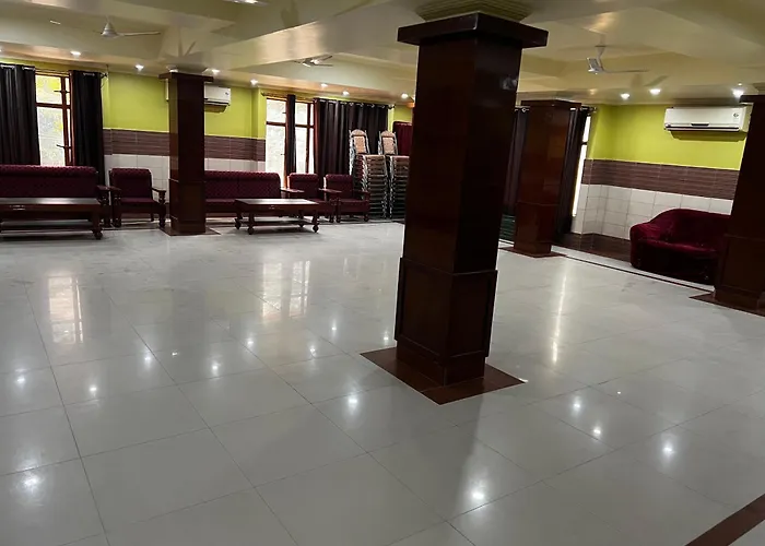 Banshi Bhawan Rooms And Banquet Prayagraj