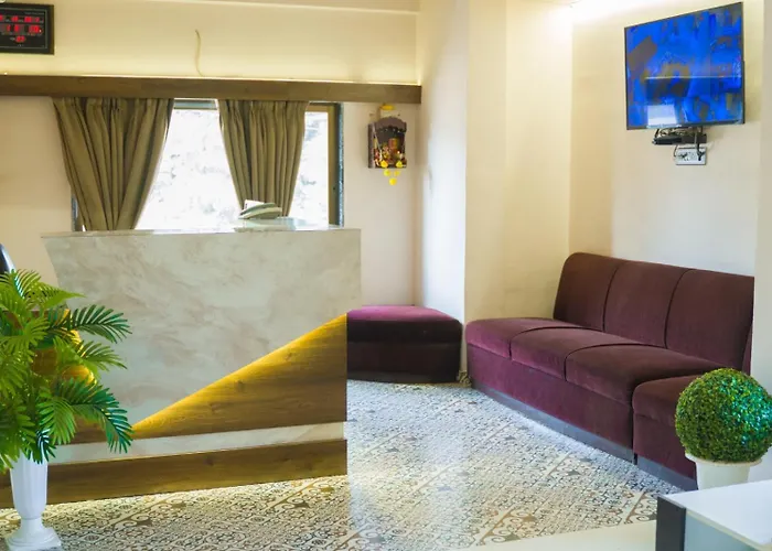 Hotel Ten Vapi