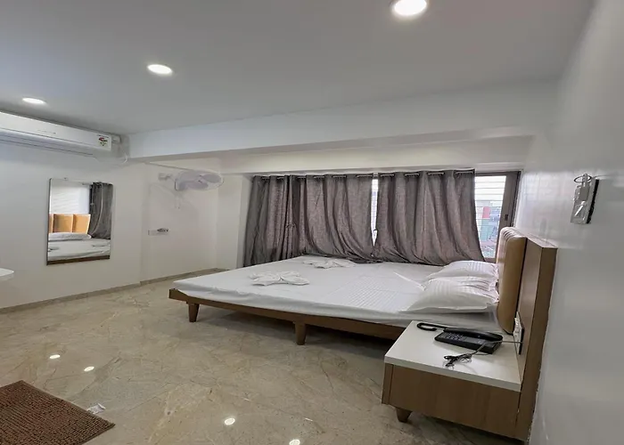 Hotel Ruchi Executive Satara