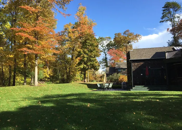 Fresh Pond East Hotel Plymouth