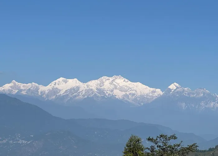 Hotel Basera Darjeeling 
