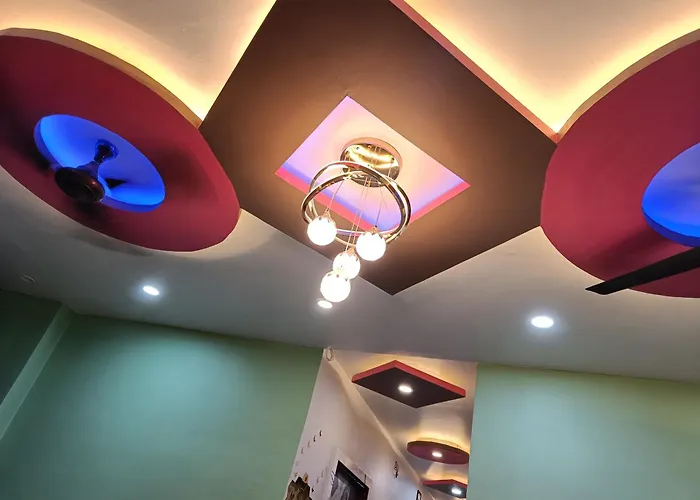 Pragya International Hotel Varanasi