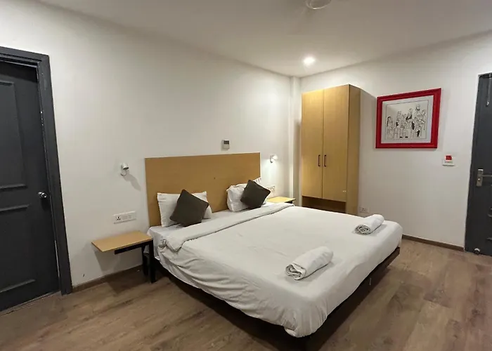 Raksha Town Near Knowledge Park 3 Hotel Greater Noida
