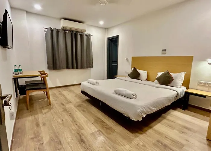 Raksha Town Near Knowledge Park 3 Hotel Greater Noida
