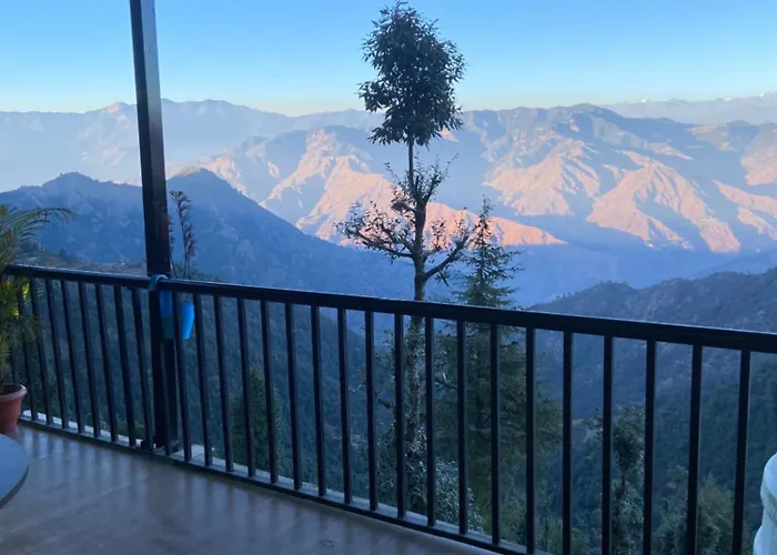 Forestview Food & Stay Dhanaulti