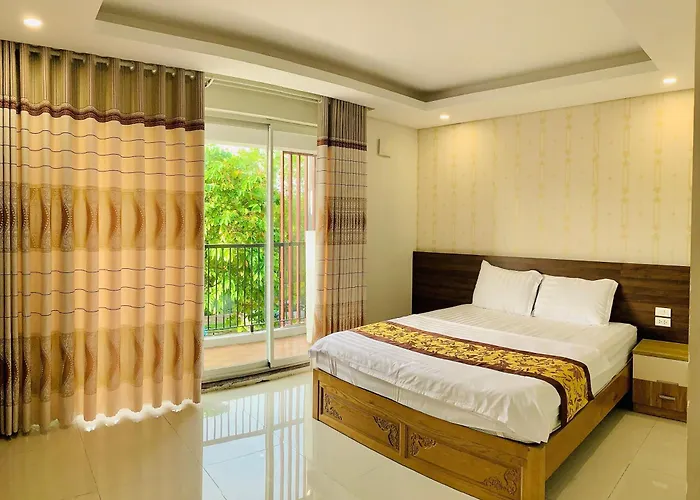 May Hotel Night Market Phú Quốc