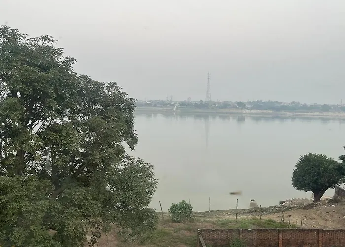 Saanvi Residency Inn Varanasi