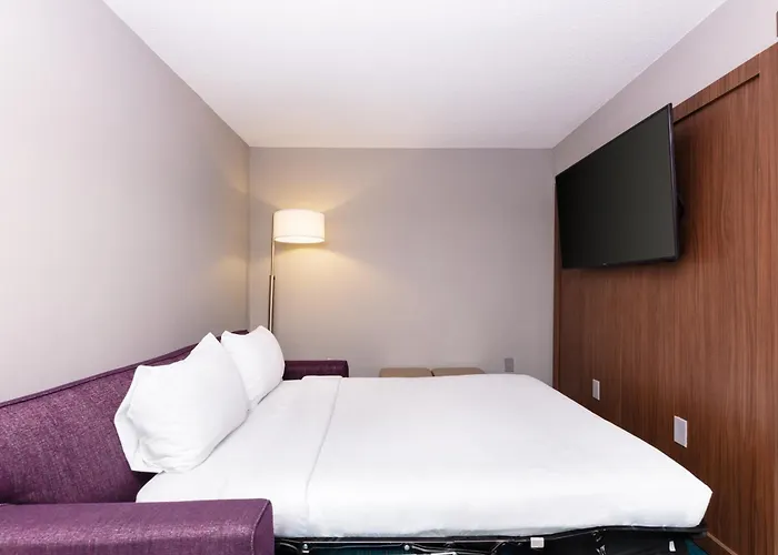 Aloft Columbia Harbison Hotel